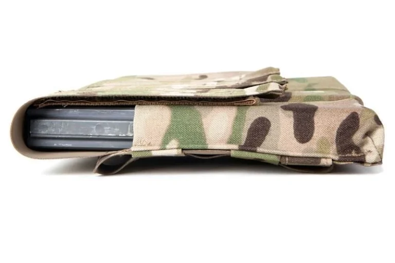 Blue Force Gear-Triple M4 Mag Pouch - Classic style with flap one mag per pocket - MultiCam®